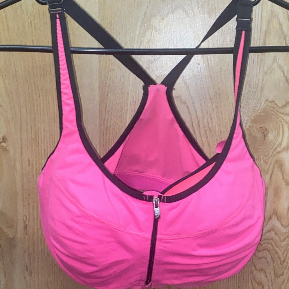VSX VICTORIA SPORT
VICTORIA'S SECRET
